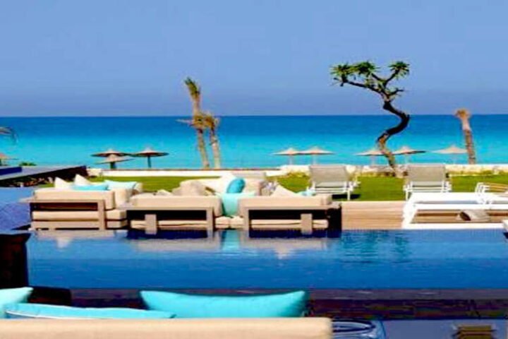 قرية وايت باي الساحل الشمالي (White Bay North Coast)